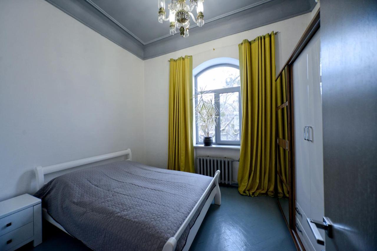 Artol Gorodetskogo Apartment Kiev Luaran gambar